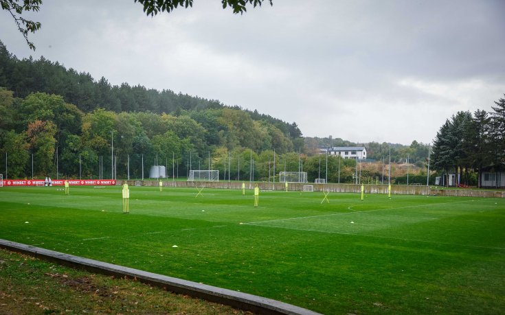 ЦСКА мести терен и готви ново игрище с трибуна в Панчарево (видео)