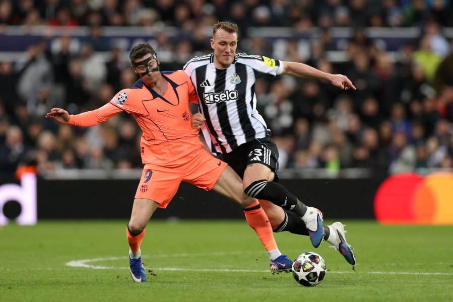 Нюкасъл Барселона1