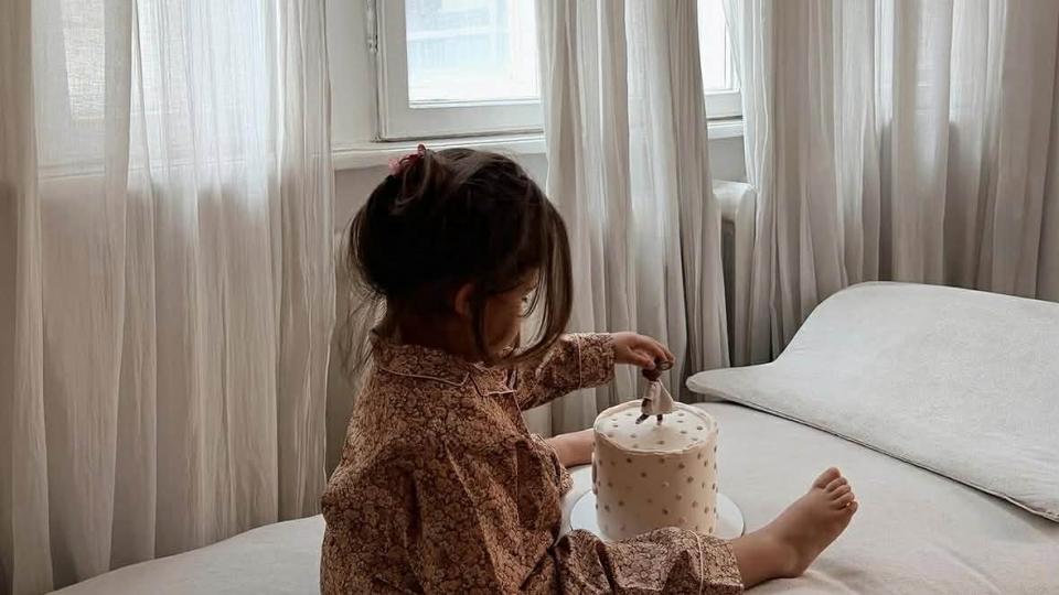 Чай, торта и балони – дъщеричката на Николета и Ники стана на 2 г.