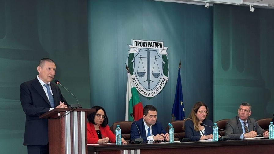 Сарафов: Няма да нарушаваме закона или да решаваме дела в нечий интерес