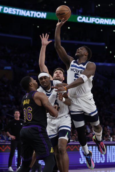 Лос Анджелис Лейкърс Минесота Тимбъруулвс1