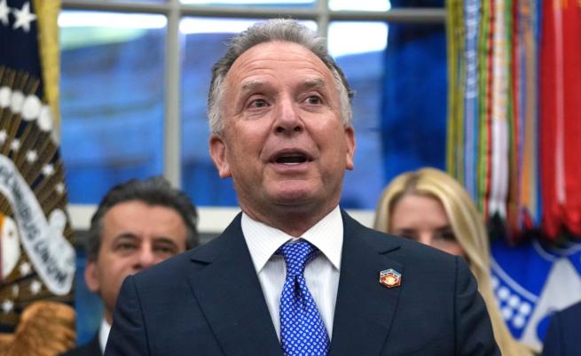 Тайната среща във Флорида: Какво си казаха пратеникът на Путин и Стив Уиткоф