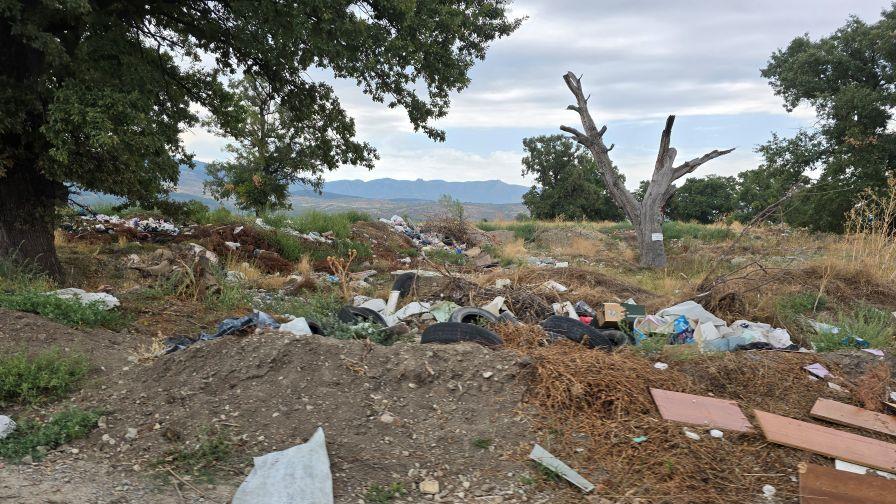 Откриха тяло на бебе на сметище в Сливен