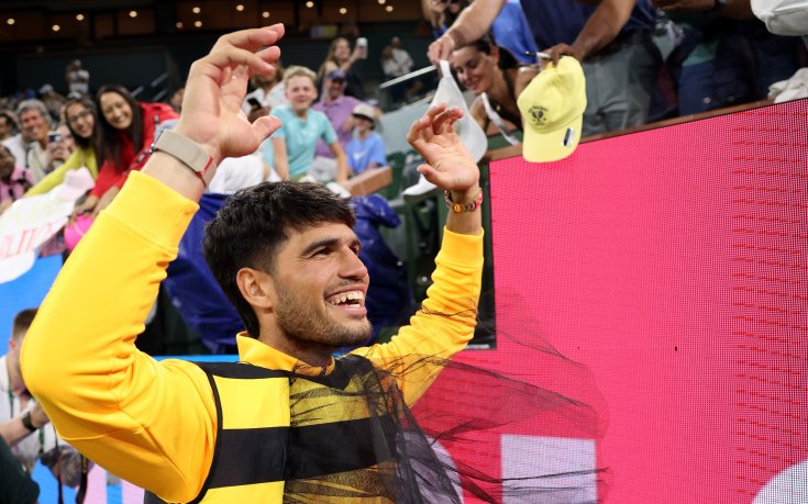 Алкарас направи нещо невиждано, няма да поварвате защо облече костюм на пчела