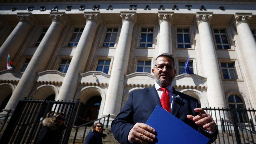 Земеделският министър внесе в прокуратурата сигнал за злоупотреба с обществена поръчка