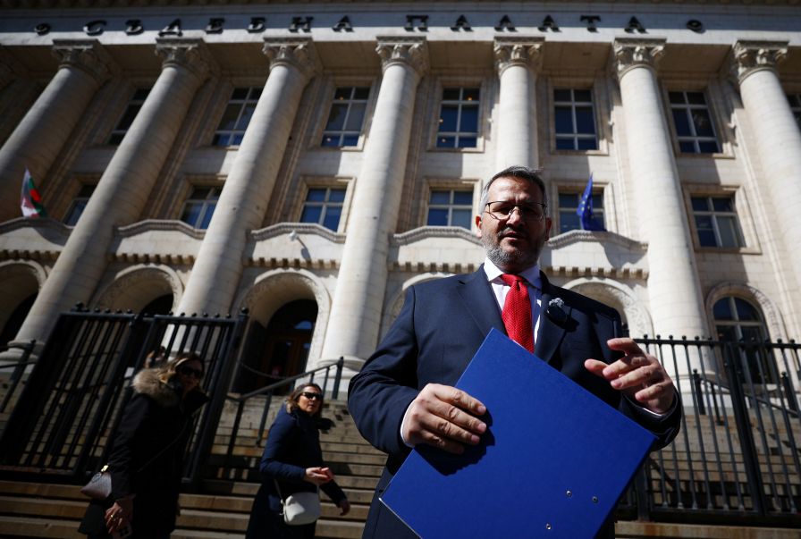 Земеделският министър внесе в прокуратурата сигнал за злоупотреба с обществена поръчка