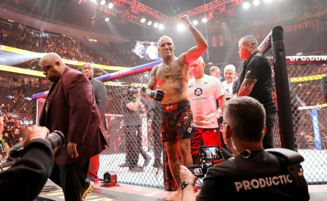 ФБР организира ММА тренировки с професионални бойци от UFC