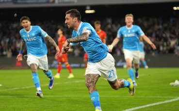 Наполи обърна Лече в Серия А