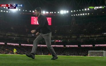 Виктор Гьокереш даде аванс на Арсенал след грешка на Пикфорд (видео)