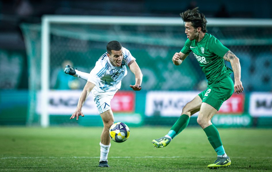 Берое Левски1