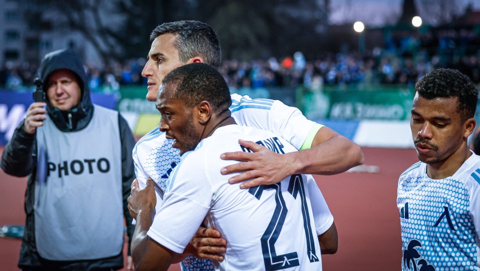 Берое Левски1