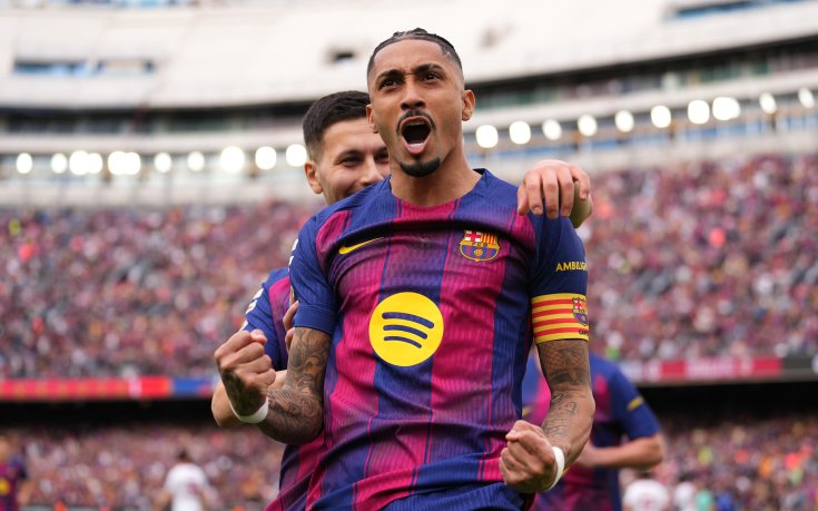 Барселона разби Севиля, Рафиня блесна с хеттрик