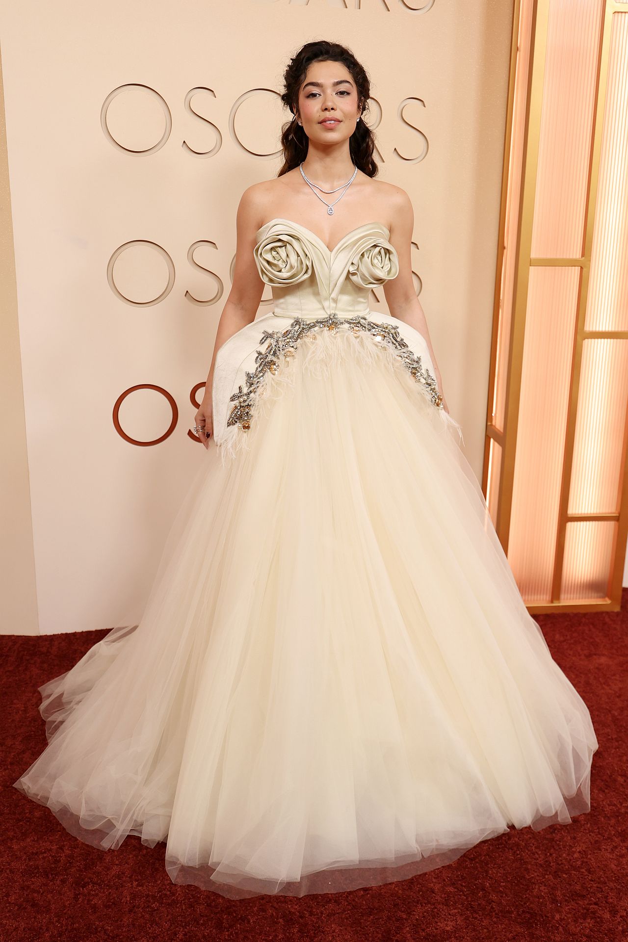 <p>Клоуи Аули'и Кравальо</p>