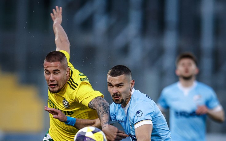 НА ЖИВО: Арда - Добруджа, 1:0 Самаке откри, домакините с човек по-малко