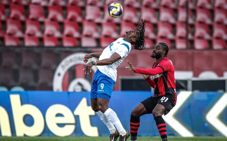 НА ЖИВО: Локо София - Септември 1:0, гостите с човек по-малко