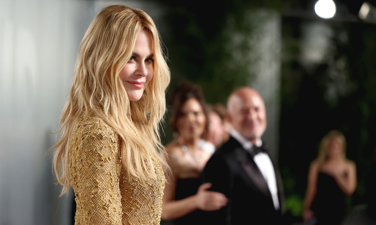 Фотобомба на годината: Никол Кидман открадна шоуто от Джеф Безос и Лорън Санчес