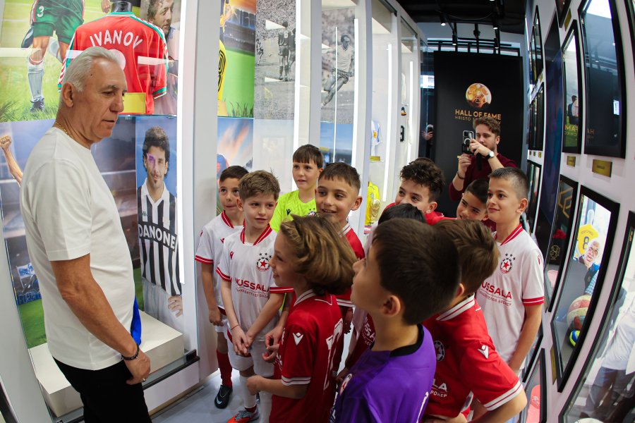 Стоичков и ЦСКА обявиха ново партньорство1