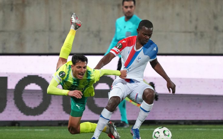 Кристъл Палас мина по трудния път, но преодоля АЕК Ларнака