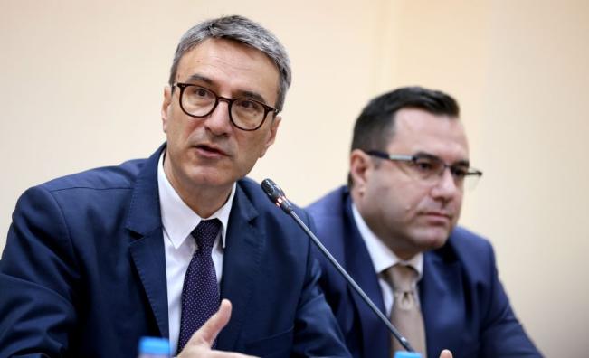 Трайков: Резервите от горива са при липса на количества, не за въздействие върху цените