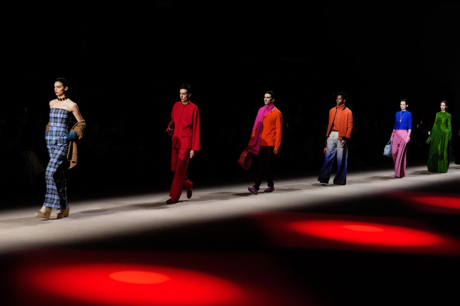 <p>Седмица на модата в Мадрид - Custo Barcelona представи нова колекция.</p>