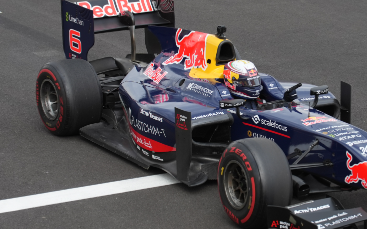 Най-голямата писта за моторни спортове на Балканите бе открита край Самоков