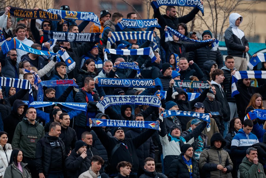 Левски Черно море1