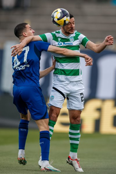 Левски Черно море1