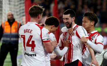 Саутхемптън влезе в Топ 6 с един от головете на сезона (видео)