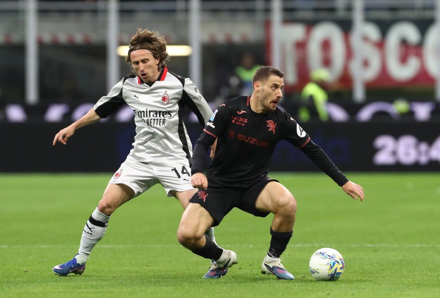 Милан Торино1