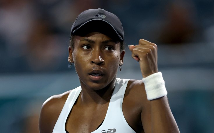 Коко Гоф започна мудно, но след това даде само гейм на сънародничка в Маями