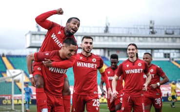 ЦСКА не убеди, но мина през Добруджа и си капарира Топ 4