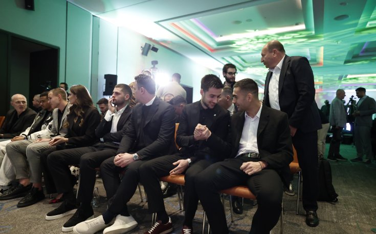 НА ЖИВО: Започна церемонията 