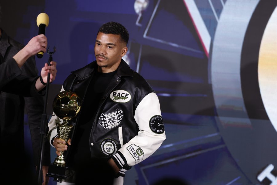 Футболист на Годината1