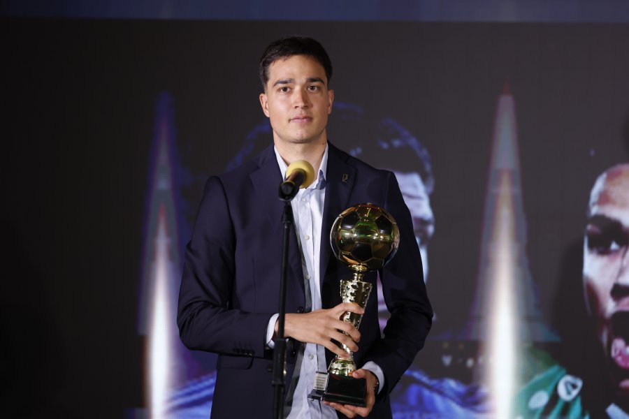 Футболист на Годината1