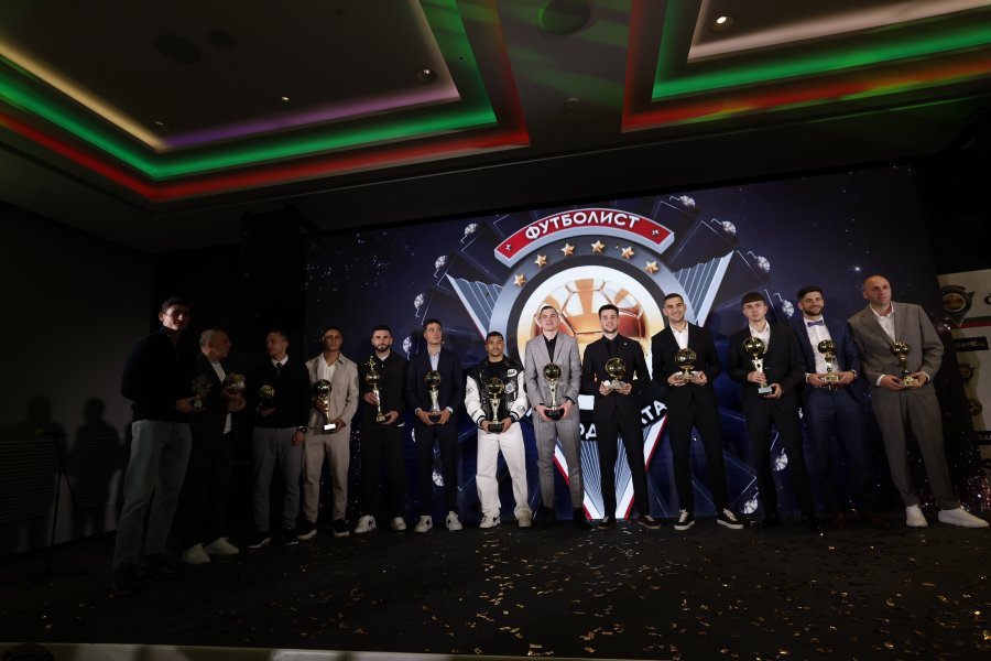 Футболист на Годината1