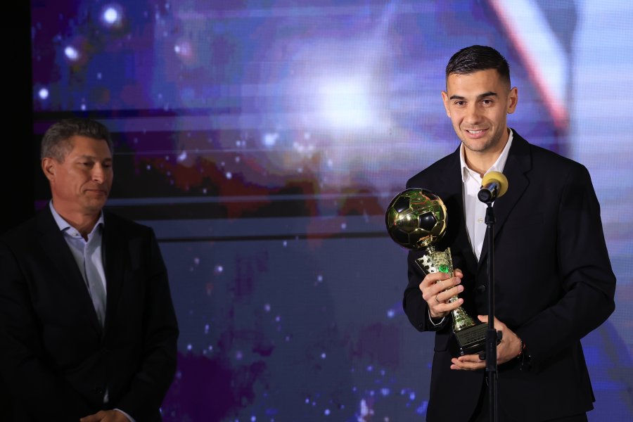 Футболист на Годината1