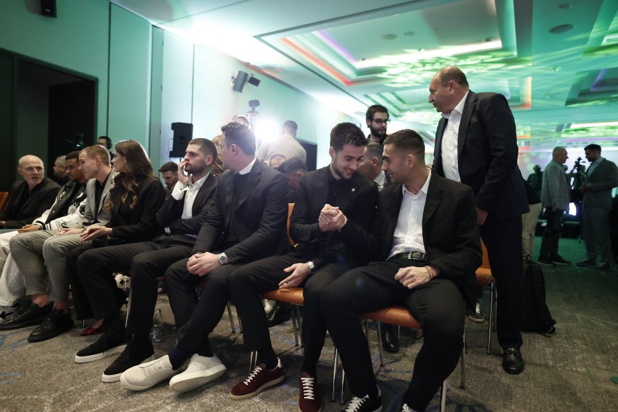 Футболист на Годината1