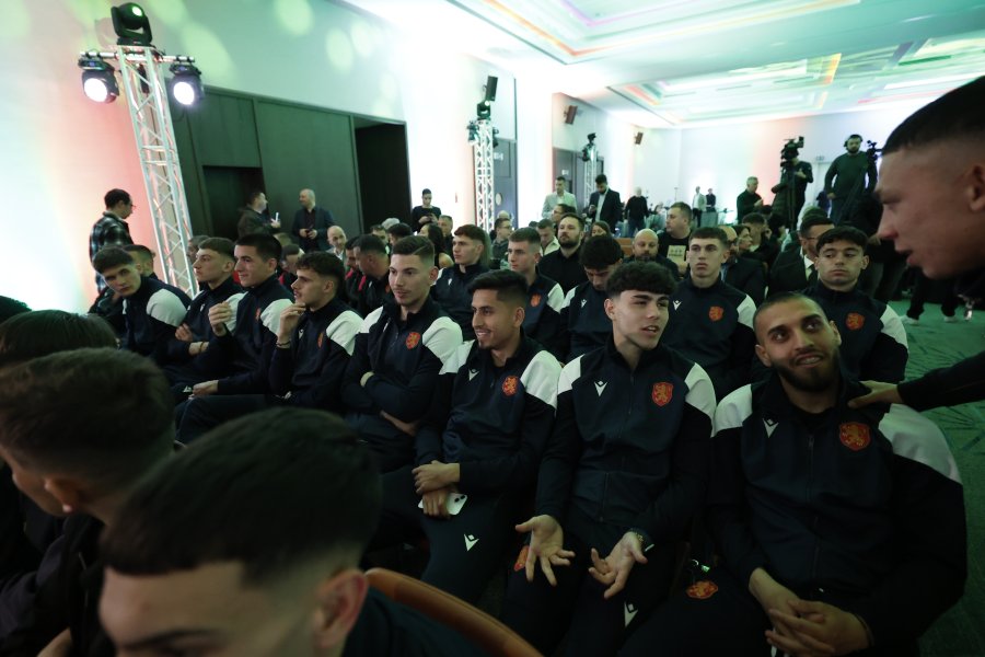 Футболист на Годината1