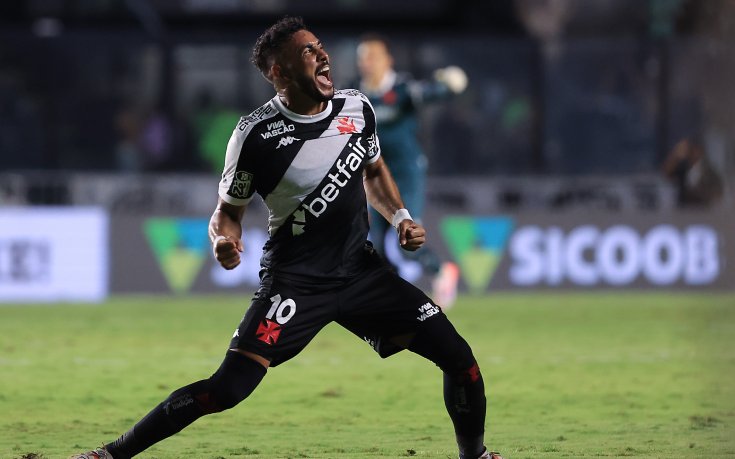 Официално: Димитри Пайе се оттегли от футбола със сълзи в очите (видео)