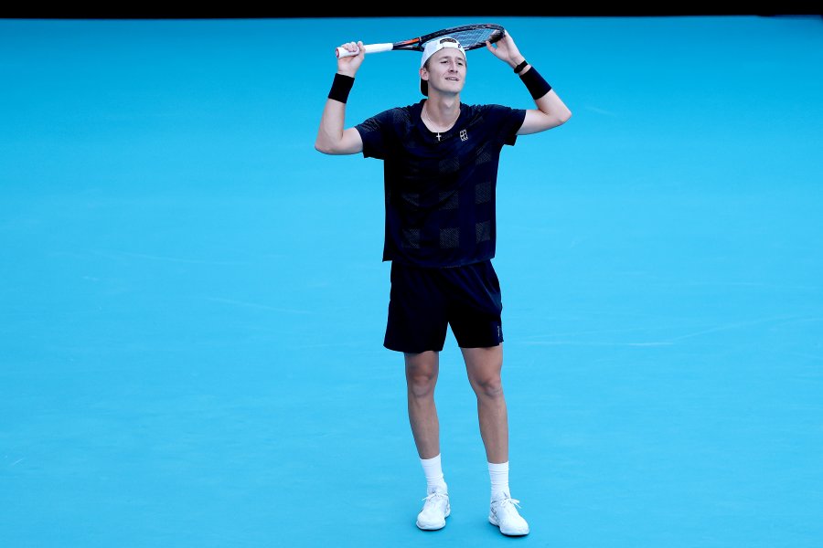 Карлос Алкарас Себастиан Корда1