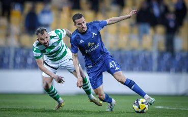 Капитанът на Левски ще замени наказания Бурас в Добрич