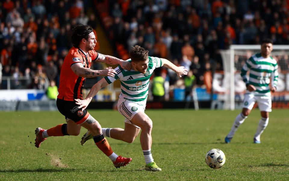 Селтик се отдалечава все повече от титлата в Шотландия