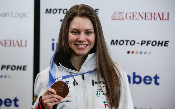 Община Троян награждава Лора Христова с премия от 5000 евро