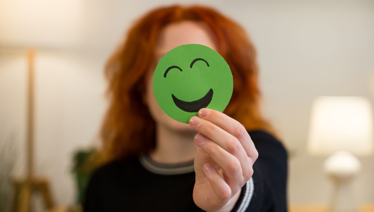 Жената, която не се усмихна 40 години, за да няма бръчки