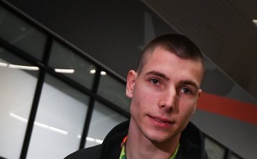 БФЛА награди Божидар Саръбоюков и Александра Начева със специални чекове