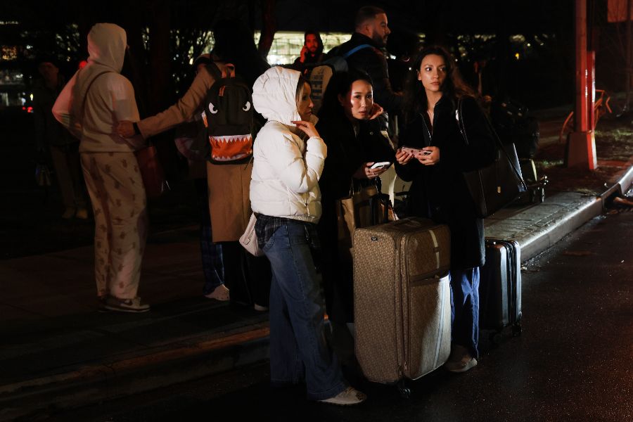 <p>Инцидент със самолет на летище "ЛаГуардия" в Ню Йорк.</p>