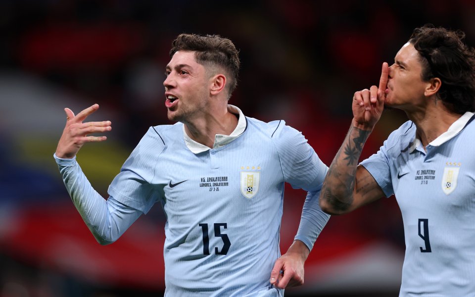 Валверде и Уругвай смълчаха 