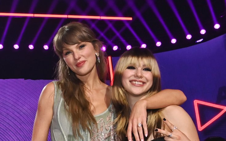 Когато спортът и музиката заблестяха заедно - Алиса Лю и Тейлър Суифт