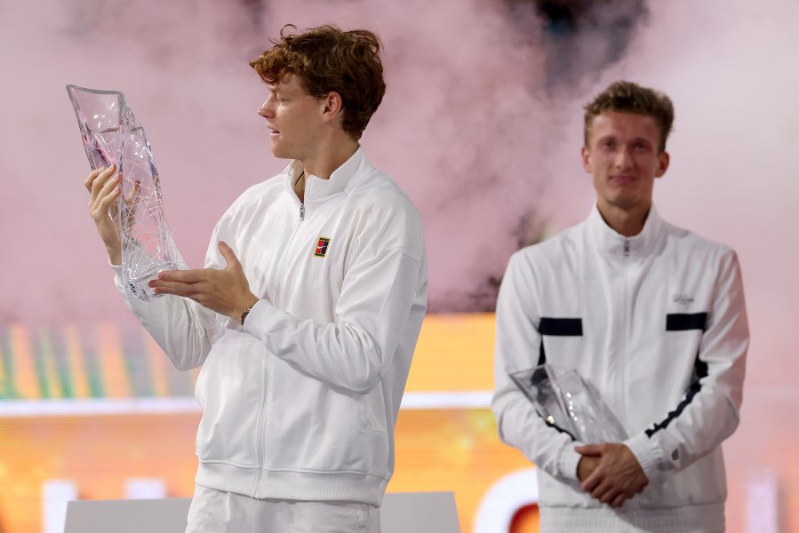 Яник Синер спечели Мастърс турнира в Маями и оформи Слънчев1