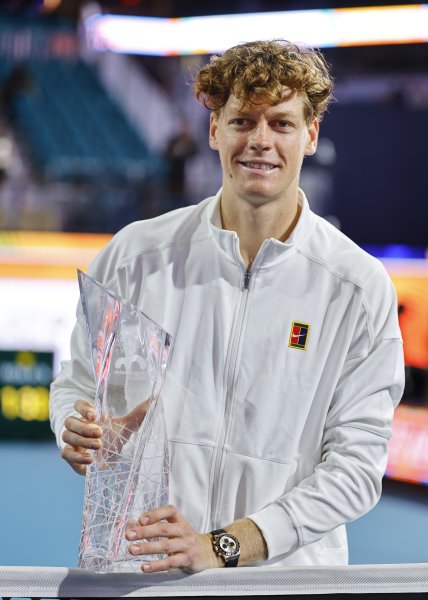 Яник Синер спечели Мастърс турнира в Маями и оформи Слънчев1